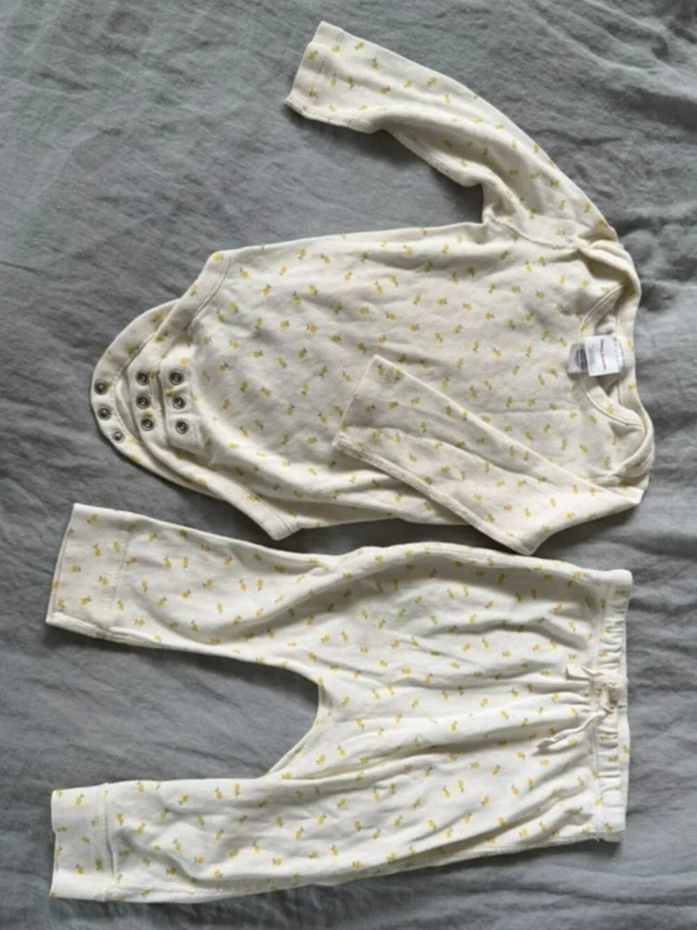Hanna Andersson Lemons bodysuit and pants set 18-24Months, Organic cotton